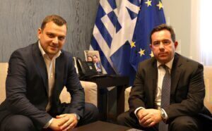Συνάντηση Μηταράκη με τον γιο του Μπελέρη: Η υποψηφιότητα του Φρέντη συμβολίζει αγώνες του απανταχού Ελληνισμού
