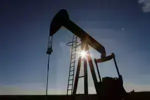 Μέση Ανατολή: Υποχωρεί η τιμή του πετρελαίου