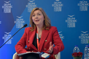 Η Γεωργία Πετροπούλου, Legal Director, JTI Hellas στο Delphi Economic Forum IX: «Στη JTI είμαστε απόλυτα συγχρονισμένοι με τη νέα εποχή»