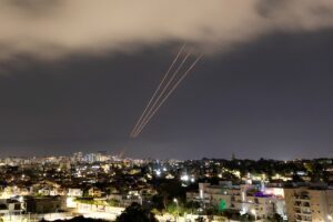 Επίθεση κατά Ισραήλ: Οι πραγματικοί «στόχοι» της Τεχεράνης