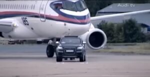 Ποια αυτοκίνητα μπορούν να ρυμουλκήσουν ένα αεροπλάνο;