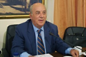 Πέθανε ο πρώην υφυπουργός του ΠΑΣΟΚ, Φοίβος Ιωαννίδης