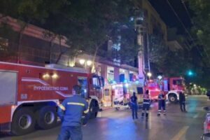 Τραγωδία στο κέντρο της Αθήνας: Νεκρά δύο αδέρφια από φωτιά στο διαμέρισμά τους