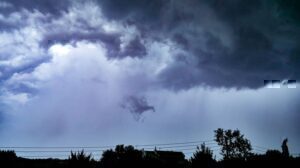 Έκτακτο δελτίο επιδείνωσης του καιρού: Έρχονται ισχυρές βροχές και καταιγίδες