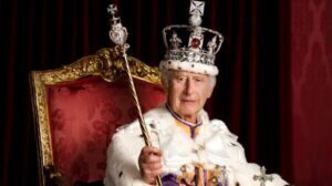 Βασιλιάς Κάρολος: Δημοσκόπηση για την πρώτη επέτειο ανάληψης καθηκόντων- Πολύ ικανοποιημένοι οι Βρετανοί