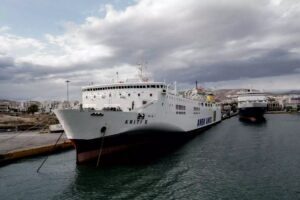 Συναγερμός στο «Κρήτη ΙΙ»: Απαγόρευση απόπλου λόγω βλάβης στην ηλεκτρομηχανή του πλοίου - Ταλαιπωρία για 669 επιβάτες