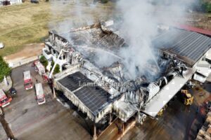 Λαμία: Ανατροπή δεδομένων στην υπόθεση της πυρκαγιάς στο εργοστάσιο – Ο ΕΦΕΤ θα έκανε έλεγχο σήμερα