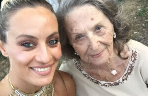 Δύσκολες ώρες για την Ελεονώρα Μελέτη: Έμαθε σήμερα ότι πέθανε η γιαγιά της