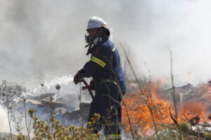 Κικίλας: Υπάρχει βίντεο με εμπρηστή να βάζει φωτιά στη Βάρης-Κορωπίου