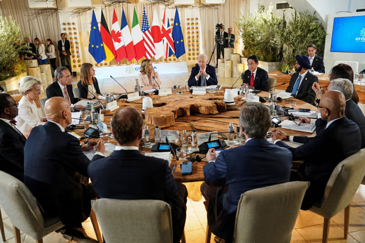 «Πολιτική συμφωνία» στη G7 για δάνειο 50 δισ. στην Ουκρανία