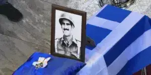 Ράγισαν και οι πέτρες στην κηδεία του Κωνσταντίνου Τσιτιρίδη - Στη γενέτειρά του ο επί 50 χρόνια αγνοούμενος στρατιώτης της ΕΛΔΥΚ