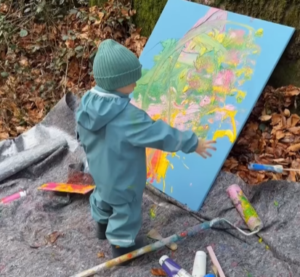 Γερμανία: 2χρονο αγοράκι παρουσιάζεται ως «Μικρός Πικάσο»- Τα έργα πωλούνται για χιλιάδες ευρώ