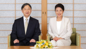 Tο αυτοκρατορικό ζεύγος της Ιαπωνίας ξεκινά πολυήμερη επίσκεψη στη Βρετανία