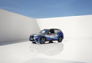 BMW iX5 Hydrogen: Πρωτοπόρος τεχνογνωσίας και καινοτομίας