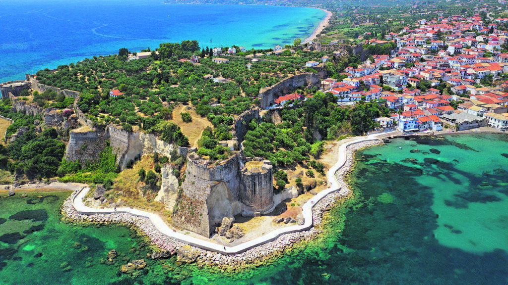 Restoration work at Koroni Castle
 2024-07-16 15:13:52