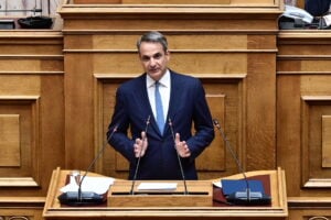 Μητσοτάκης για τα 50 χρόνια της Δημοκρατίας: Τώρα είναι η εποχή τολμηρών αλμάτων - Το 2027 που θα ξανασυναντηθούμε στις κάλπες, η Ελλάδα θα είναι πολύ καλύτερη από σήμερα