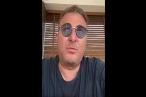 Αντώνης Ρέμος: Ανέβασε βίντεο στο Instagram - «Φιλαράκια μου δεν έχω τίποτα να κρύψω, έρχονται συναυλίες» [βίντεο]
