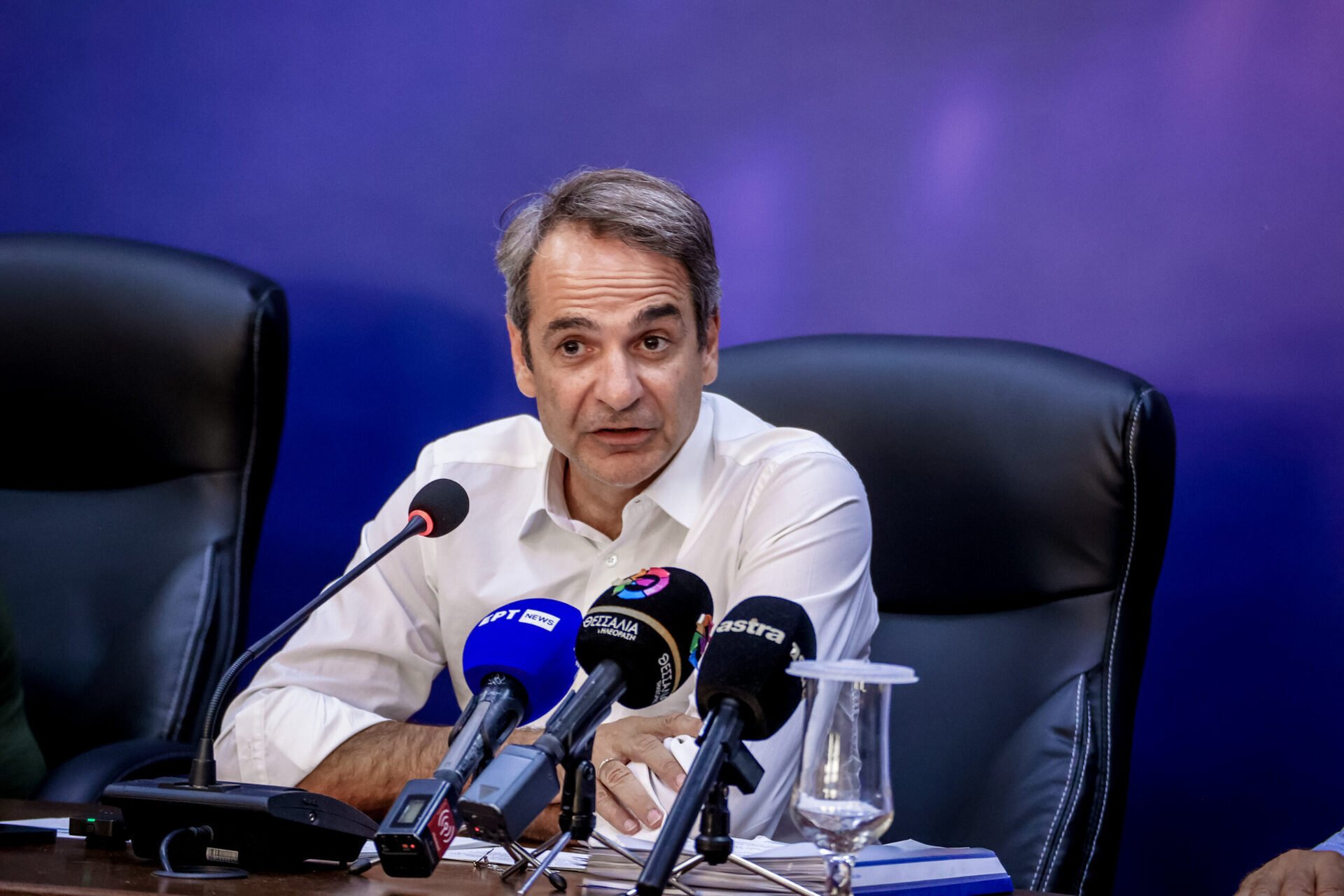 Mitsotakis on the 100 doctors identified who were overprescribing – “Such behaviors will not be tolerated”