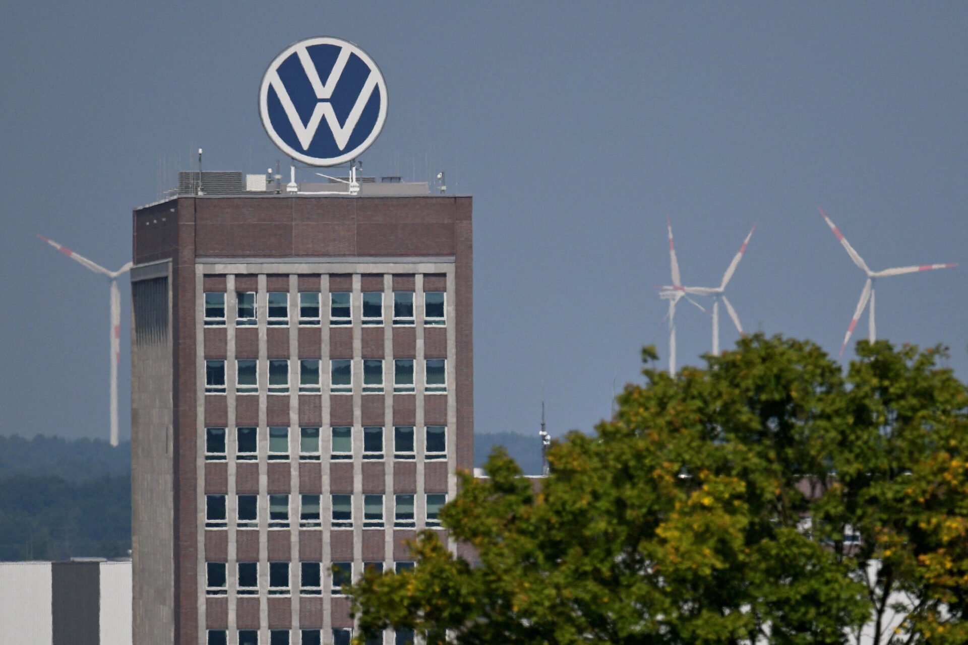 Volkswagen, the drama queen? – Critical hours for Germany’s “DNA”…