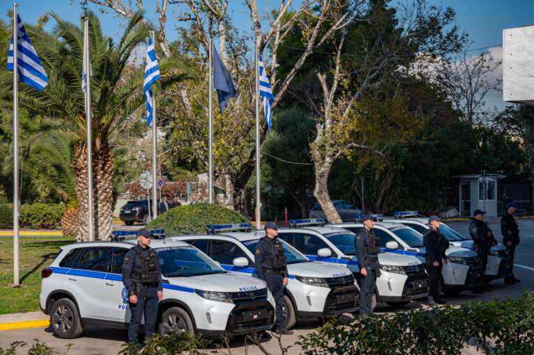 Αυτά είναι τα νέα υβριδικά περιπολικά της ΕΛ.ΑΣ.