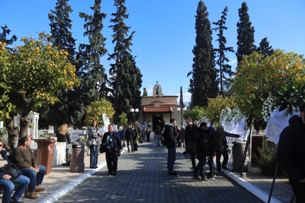 Κηδεία της τραγουδίστριας Καίτης Γκρέυ