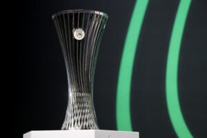 Κόνφερενς Λιγκ: Τσέλσι και Μπέτις στον τελικό [βίντεο]