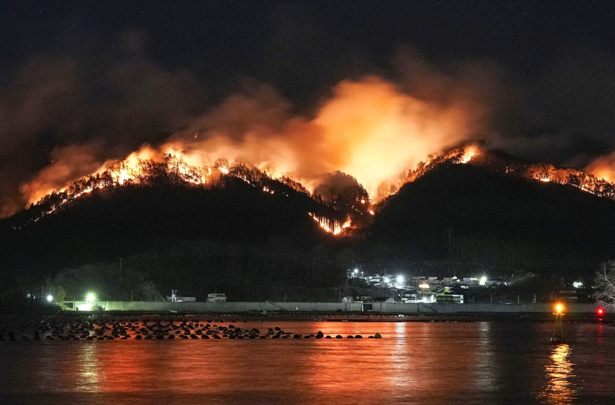 Πύρινη κόλαση στην Ιαπωνία – Η χειρότερη πυρκαγιά εδώ και 50 χρόνια