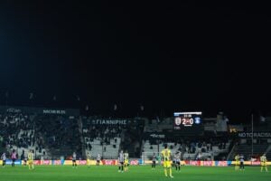 Super League: Διέκοπη στο 57′ το ΠΑΟΚ-Αστέρας Τρίπολης για τα θύματα των Τεμπών - Την πρωτοβουλία πήραν παίκτες και διαιτητές 