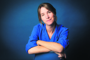 Julia Malye στον ΕΤ για το βιβλίο «Τα κορίτσια του Λα Μπαλέν»