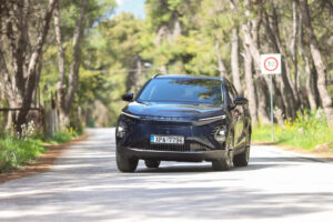 Δοκιμή OMODA 5 EV: Απρόσμενα ολοκληρωμένη επιλογή