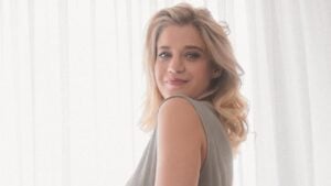 Τζένη Θεωνά: Δείτε πως ανακοίνωσε την εγκυμοσύνη της [εικόνες]